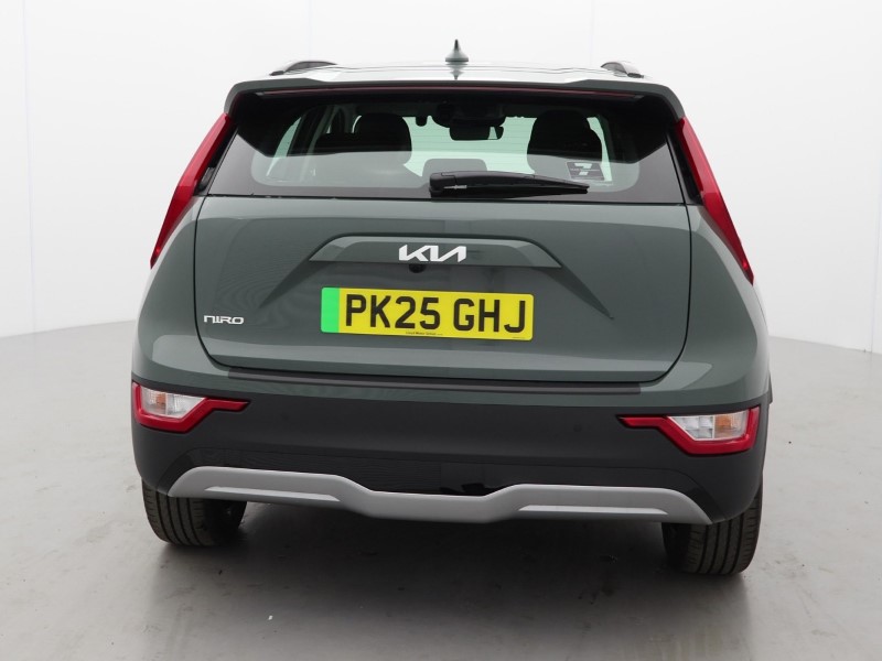 2025 (25) KIA NIRO 150kW 2 64kWh 5dr Auto 4613100