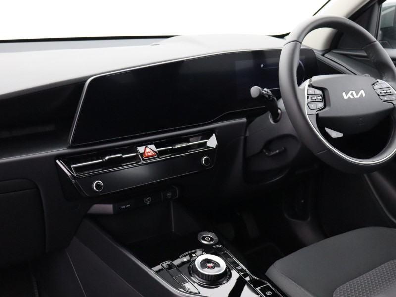 2025 (25) KIA NIRO 150kW 2 64kWh 5dr Auto 4613102