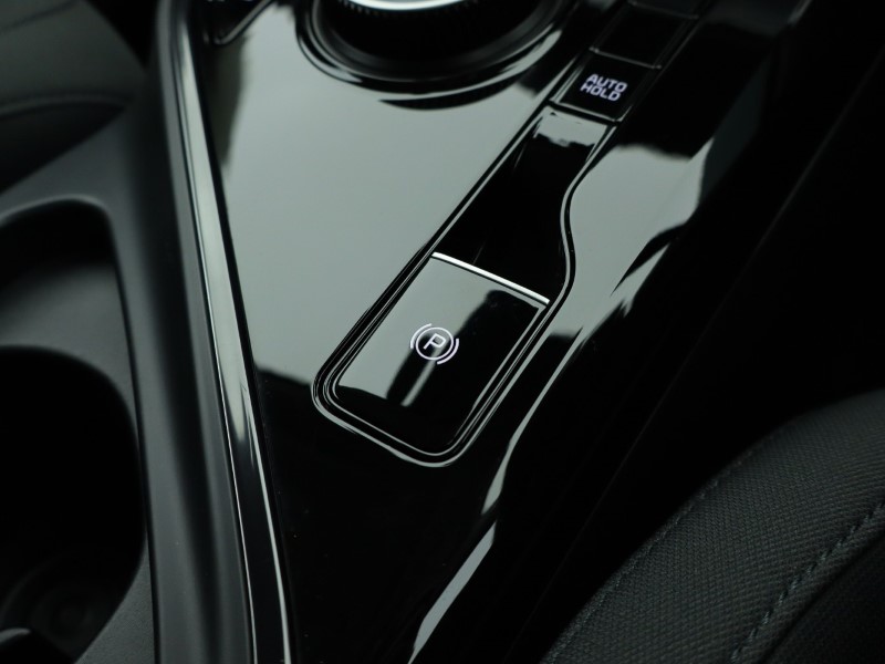 2025 (25) KIA NIRO 150kW 2 64kWh 5dr Auto 4613131