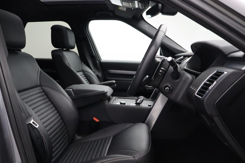 2025 (74) LAND ROVER DISCOVERY 3.0 D350 Dynamic SE 5dr Auto 5640569