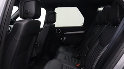 2025 (74) LAND ROVER DISCOVERY 3.0 D350 Dynamic SE 5dr Auto 5640557