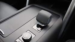 2025 (74) LAND ROVER DISCOVERY 3.0 D350 Dynamic SE 5dr Auto 5640590