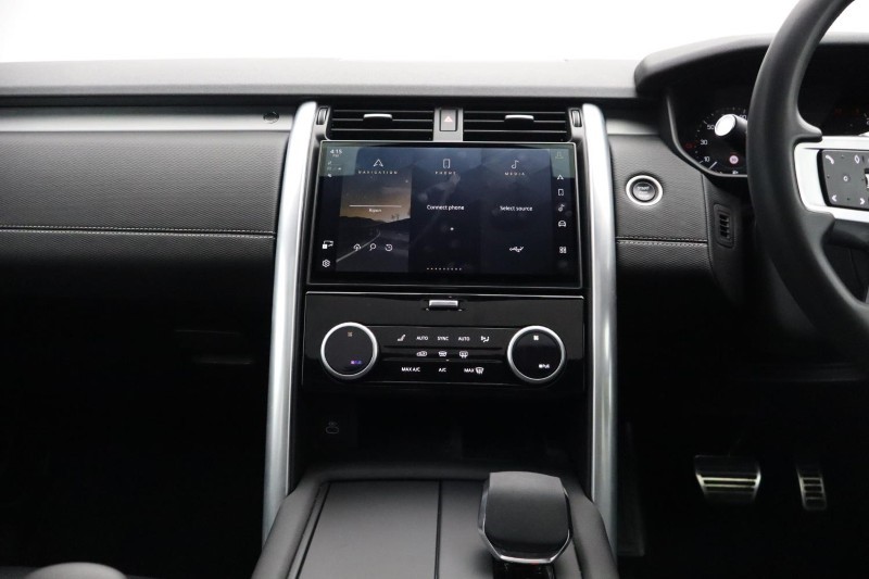 2025 (74) LAND ROVER DISCOVERY 3.0 D350 Dynamic SE 5dr Auto 5640563