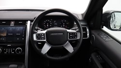 2025 (74) LAND ROVER DISCOVERY 3.0 D350 Dynamic SE 5dr Auto 5640565