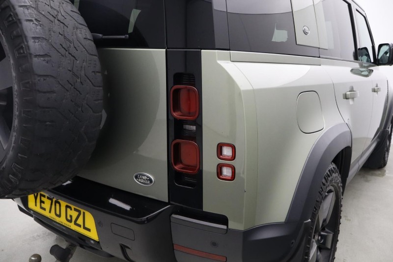 2020 (70) LAND ROVER DEFENDER 2.0 D240 First Edition 110 5dr Auto [7 Seat] 5622314