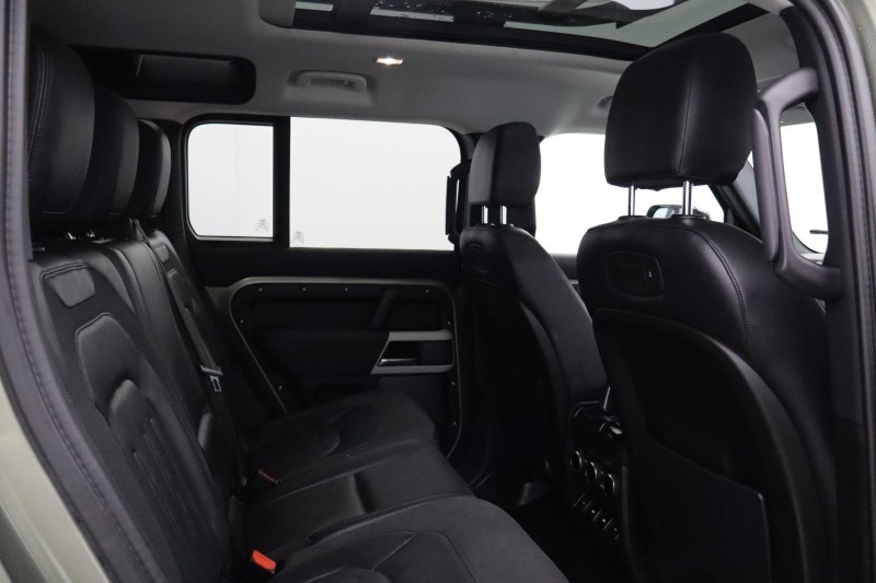 2020 (70) LAND ROVER DEFENDER 2.0 D240 First Edition 110 5dr Auto [7 Seat] 5622257