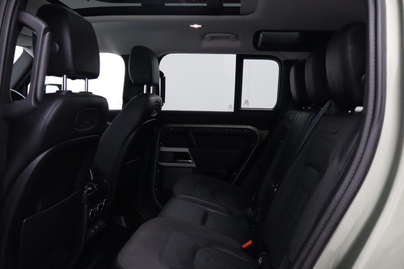 2020 (70) LAND ROVER DEFENDER 2.0 D240 First Edition 110 5dr Auto [7 Seat] 5622259