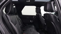 2021 (71) LAND ROVER DISCOVERY 3.0 D300 R-Dynamic HSE 5dr Auto 5596751