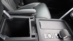2021 (71) LAND ROVER DISCOVERY 3.0 D300 R-Dynamic HSE 5dr Auto 5596794