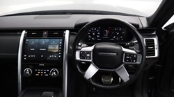 2021 (71) LAND ROVER DISCOVERY 3.0 D300 R-Dynamic HSE 5dr Auto 5596775