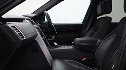 2021 (71) LAND ROVER DISCOVERY 3.0 D300 R-Dynamic HSE 5dr Auto 5596746