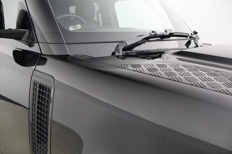 2023 (73) LAND ROVER DEFENDER 3.0 D300 X 110 5dr Auto [7 Seat] 5628752