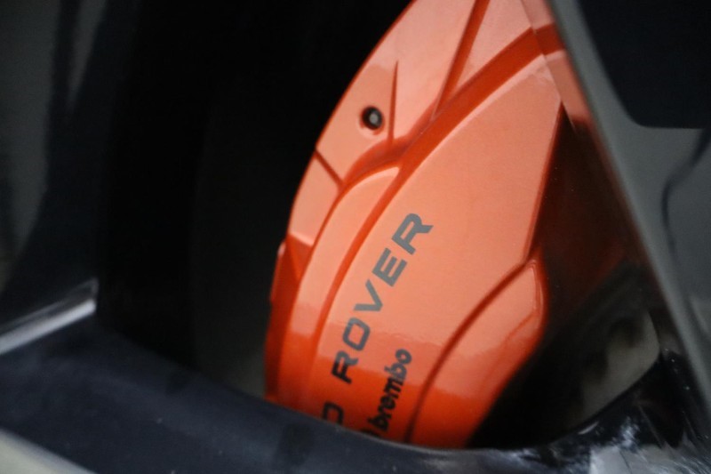 2023 (73) LAND ROVER DEFENDER 3.0 D300 X 110 5dr Auto [7 Seat] 5628791