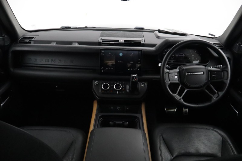 2023 (73) LAND ROVER DEFENDER 3.0 D300 X 110 5dr Auto [7 Seat] 5628757