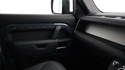 2026 (75) LAND ROVER DEFENDER 3.0 D250 X-Dynamic SE 110 5dr Auto 5585812