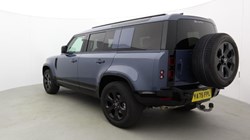 2026 (75) LAND ROVER DEFENDER 3.0 D250 X-Dynamic SE 110 5dr Auto 5585771