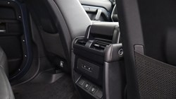 2026 (75) LAND ROVER DEFENDER 3.0 D250 X-Dynamic SE 110 5dr Auto 5585789