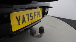 2026 (75) LAND ROVER DEFENDER 3.0 D250 X-Dynamic SE 110 5dr Auto 5585781