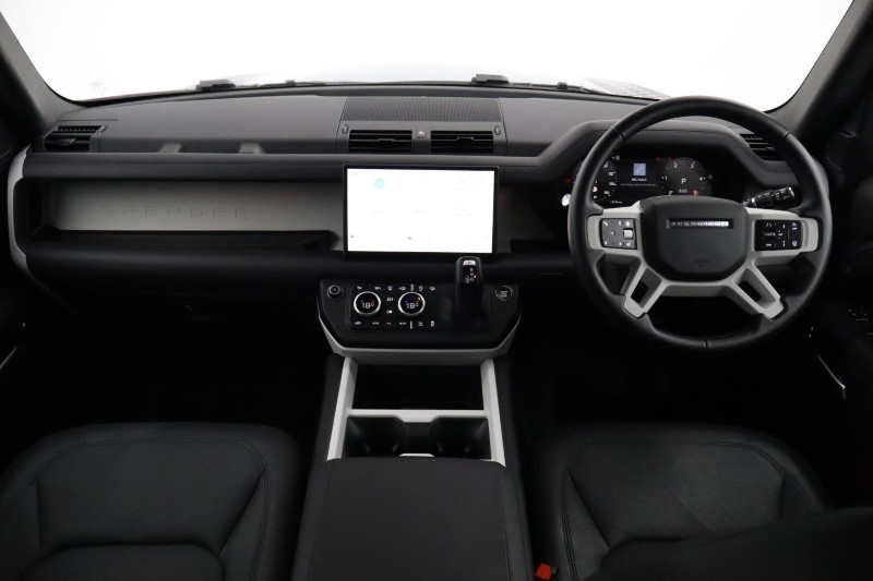 2026 (75) LAND ROVER DEFENDER 3.0 D250 X-Dynamic SE 110 5dr Auto 5585793