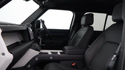 2026 (75) LAND ROVER DEFENDER 3.0 D250 X-Dynamic SE 110 5dr Auto 5585784