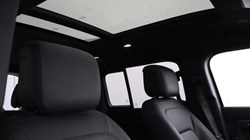 2026 (75) LAND ROVER DEFENDER 3.0 D250 X-Dynamic SE 110 5dr Auto 5585807