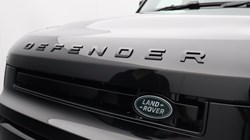 2026 (75) LAND ROVER DEFENDER 3.0 D250 X-Dynamic SE 110 5dr Auto 5596700