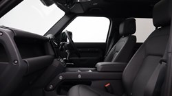 2026 (75) LAND ROVER DEFENDER 3.0 D250 X-Dynamic SE 110 5dr Auto 5597261