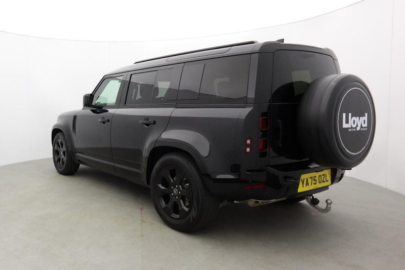 2026 (75) LAND ROVER DEFENDER 3.0 D250 X-Dynamic SE 110 5dr Auto 5596945
