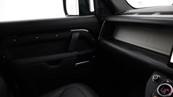 2026 (75) LAND ROVER DEFENDER 3.0 D250 X-Dynamic SE 110 5dr Auto 5596716