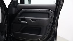 2026 (75) LAND ROVER DEFENDER 3.0 D250 X-Dynamic SE 110 5dr Auto 5596690