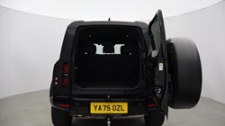 2026 (75) LAND ROVER DEFENDER 3.0 D250 X-Dynamic SE 110 5dr Auto 5596680