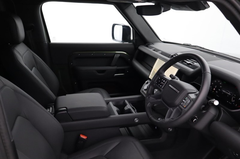 2026 (26) LAND ROVER COMMERCIAL DEFENDER 3.0 D350 Hard Top X-Dynamic HSE Auto 5594544
