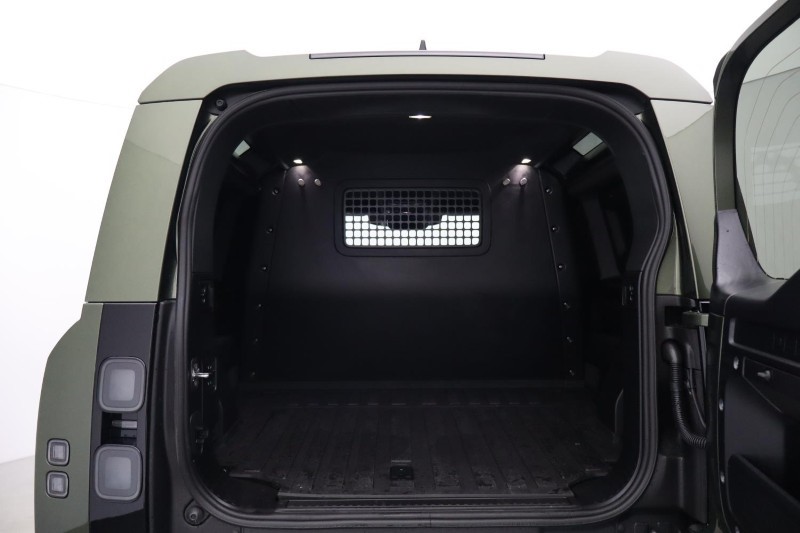 2026 (26) LAND ROVER COMMERCIAL DEFENDER 3.0 D350 Hard Top X-Dynamic HSE Auto 5594494