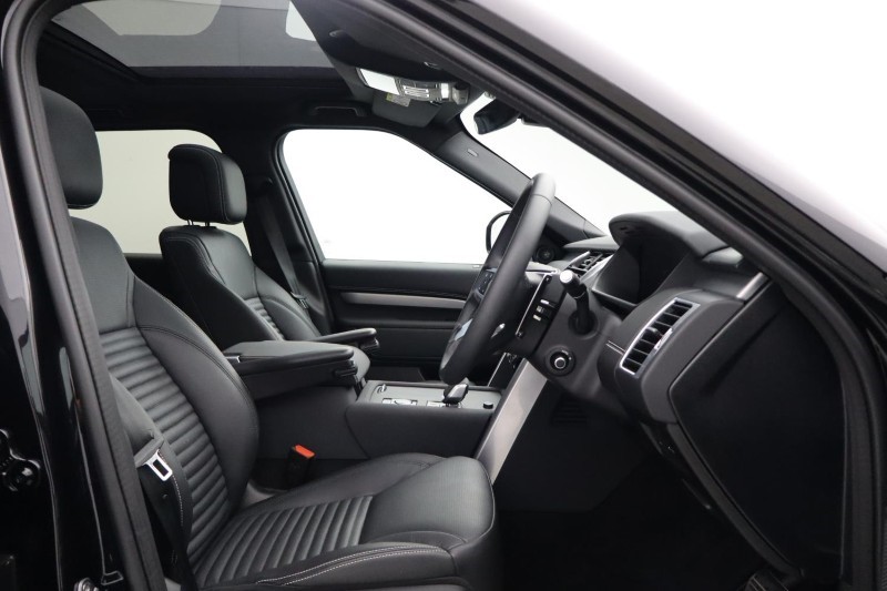 2026 (75) LAND ROVER DISCOVERY 3.0 D350 Dynamic SE 5dr Auto 5602178