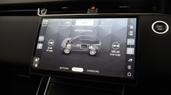 2025 (25) LAND ROVER RANGE ROVER EVOQUE 1.5 P270e Edition 5dr Auto 5642544