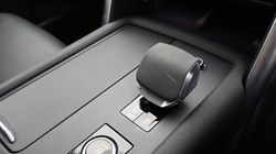 2022 (22) LAND ROVER DISCOVERY 3.0 D300 Metropolitan Edition 5dr Auto 5648021