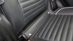 2022 (22) LAND ROVER DISCOVERY 3.0 D300 Metropolitan Edition 5dr Auto 5647993