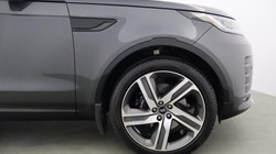 2022 (22) LAND ROVER DISCOVERY 3.0 D300 Metropolitan Edition 5dr Auto 5647987