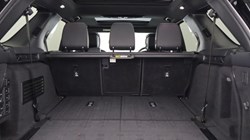 2022 (22) LAND ROVER DISCOVERY 3.0 D300 Metropolitan Edition 5dr Auto 5647970