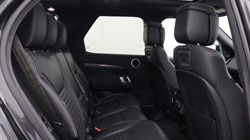 2022 (22) LAND ROVER DISCOVERY 3.0 D300 Metropolitan Edition 5dr Auto 5647980