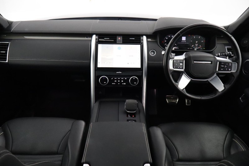 2022 (22) LAND ROVER DISCOVERY 3.0 D300 Metropolitan Edition 5dr Auto 5647996