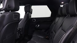 2021 (21) LAND ROVER DISCOVERY 3.0 D300 R-Dynamic HSE 5dr Auto 5651386