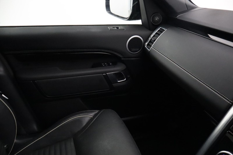 2021 (21) LAND ROVER DISCOVERY 3.0 D300 R-Dynamic HSE 5dr Auto 5651428