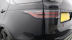 2021 (21) LAND ROVER DISCOVERY 3.0 D300 R-Dynamic HSE 5dr Auto 5651377