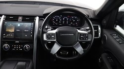 2021 (21) LAND ROVER DISCOVERY 3.0 D300 R-Dynamic HSE 5dr Auto 5651408