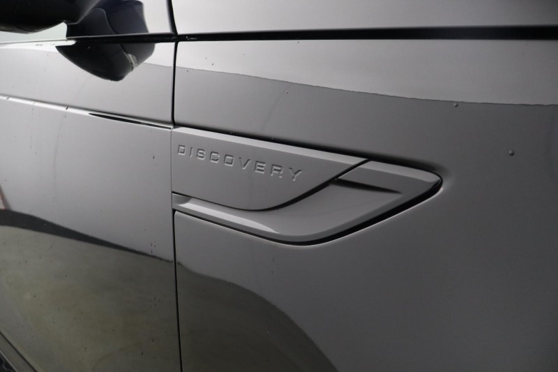 2021 (21) LAND ROVER DISCOVERY 3.0 D300 R-Dynamic HSE 5dr Auto 5651394
