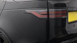 2021 (21) LAND ROVER DISCOVERY 3.0 D300 R-Dynamic HSE 5dr Auto 5651378