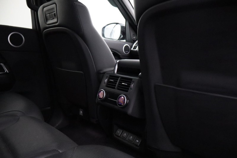 2021 (21) LAND ROVER DISCOVERY 3.0 D300 R-Dynamic HSE 5dr Auto 5651393