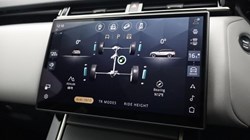 2025 (74) LAND ROVER RANGE ROVER VELAR 2.0 D200 MHEV Dynamic HSE 5dr Auto 5660403