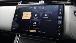 2025 (74) LAND ROVER RANGE ROVER VELAR 2.0 D200 MHEV Dynamic HSE 5dr Auto 5660404